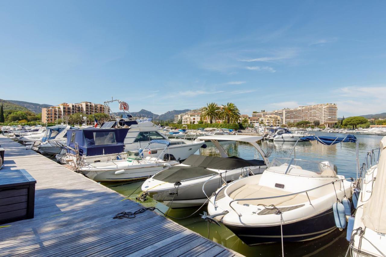 Luxury 3 Piece Garden Apartment In Cannes Marina 망들리유 라 나플 외부 사진