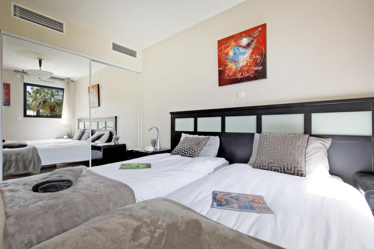Luxury 3 Piece Garden Apartment In Cannes Marina 망들리유 라 나플 외부 사진
