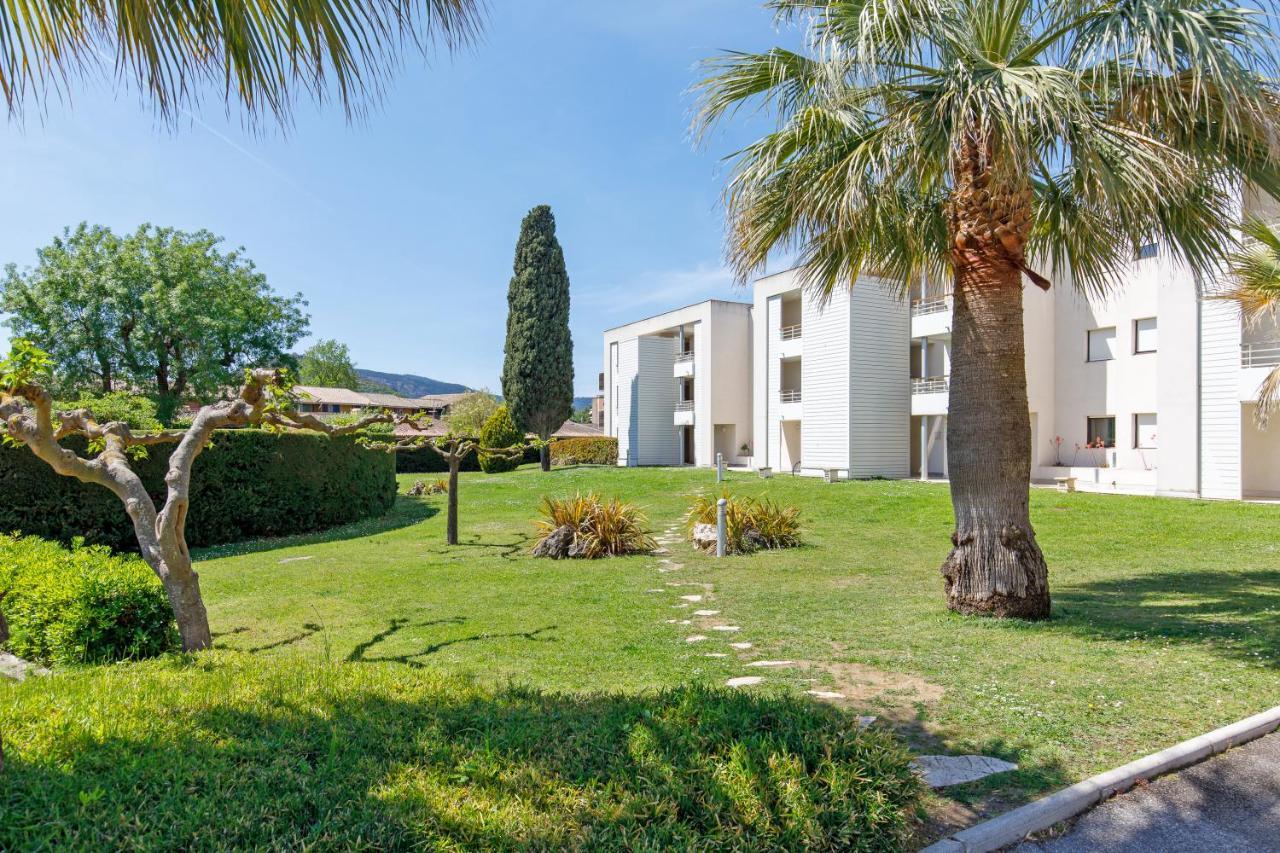 Luxury 3 Piece Garden Apartment In Cannes Marina 망들리유 라 나플 외부 사진